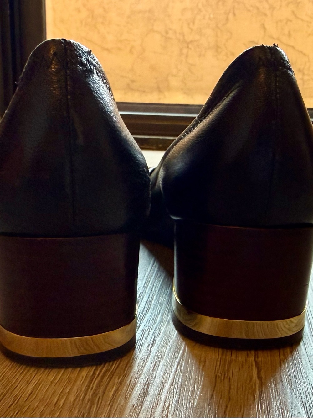 Tory Burch Amy Black Leather Block Heel Pumps with Gold Trim - Size 7 - Picture 3 of 6